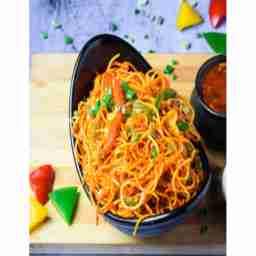 Veg schezwan noodles