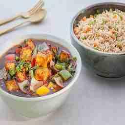 Veg fried rice + chilli paneer