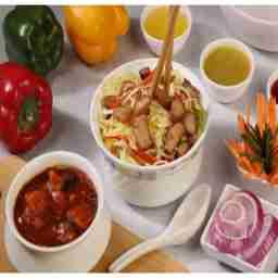 Chicken hakka noodles