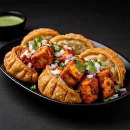 Paneer Tikka Momos