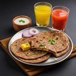 2 Ragi Paneer Paratha + 2 Aloo Paratha + 2 Juice