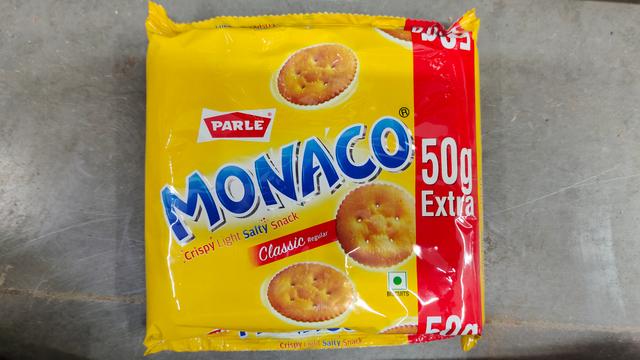 Monaco Classic regular salty snack