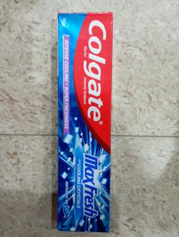 Colgate maxfresh 